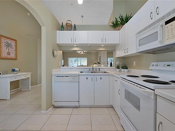 4th image of 6496 Huntington Lakes CIR #201