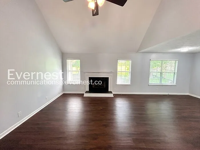 1813 Bryce Cir — Photo 6