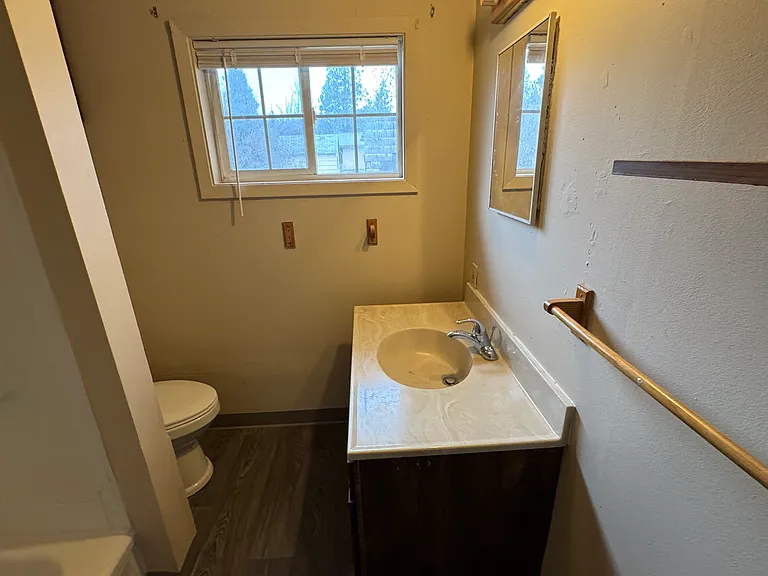 440 Pine St — Photo 4