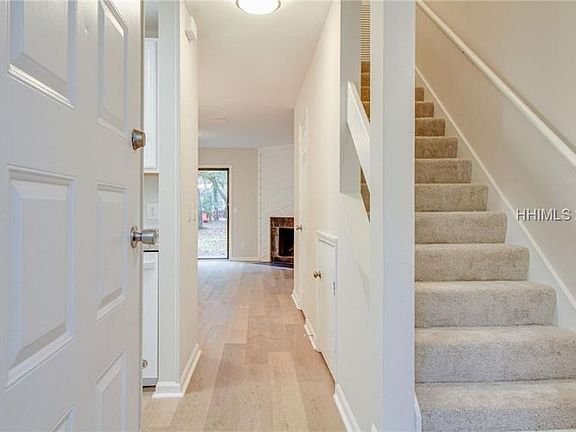2nd image of 96 Mathews Dr APT 89