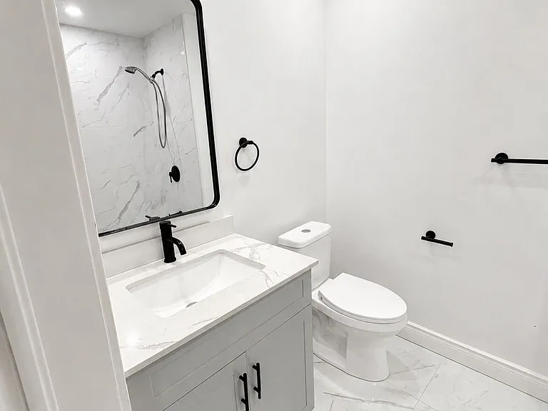 81 Curtis St #4 — Photo 2