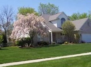 1954 Hunters Run, Holland, OH 43528