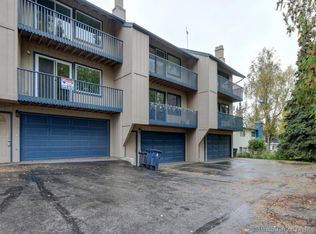929 Clay Ct, Anchorage, AK 99503