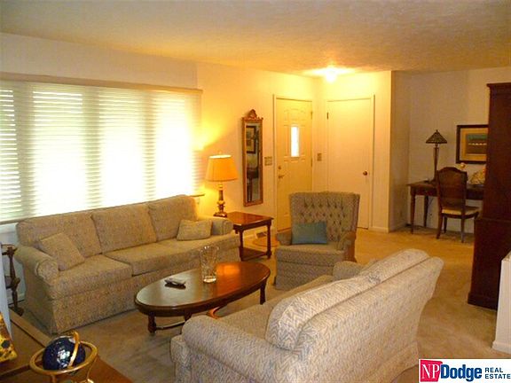 3rd image of 3023 S 76th Ave
