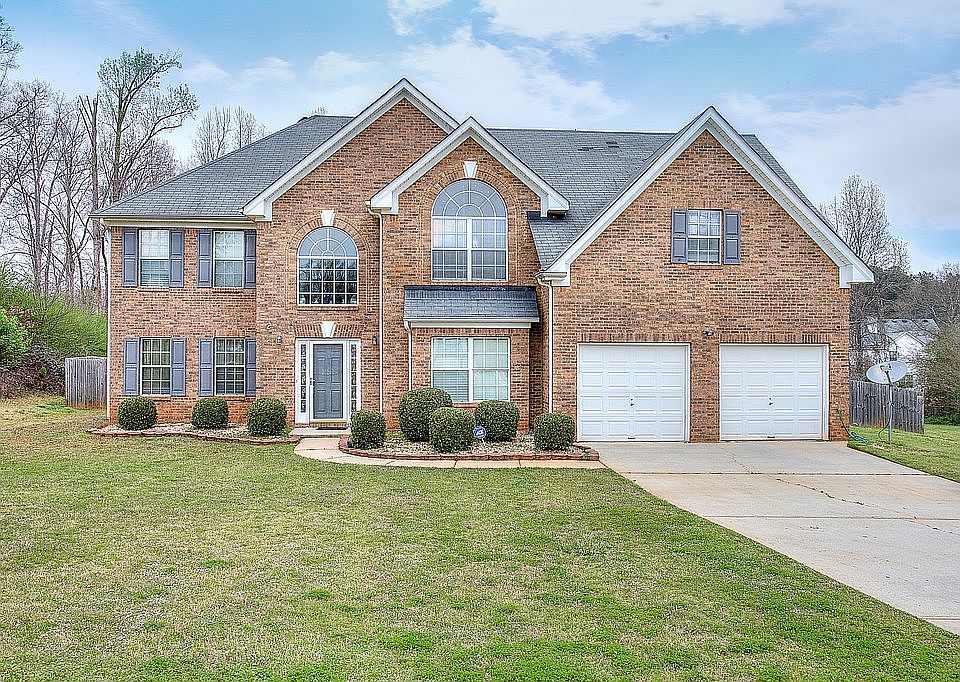 1st image of 1705 Cape Fear Way