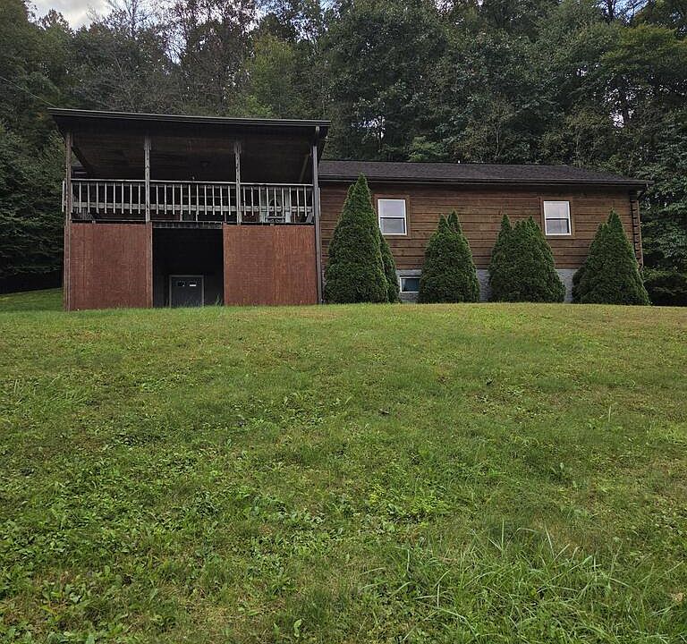 1st image of 2133 Maple Fork Rd