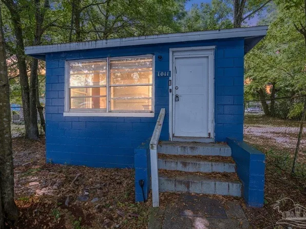 1011 W Hatton St, Pensacola, FL 32501