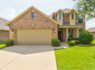 1441 Meadows Ave, Lantana, TX 76226