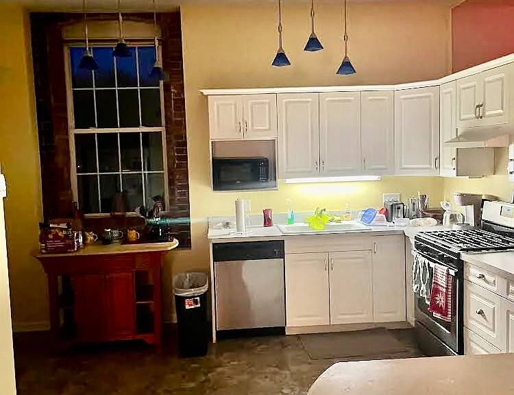 525 Maple Ave #7 — Photo 14