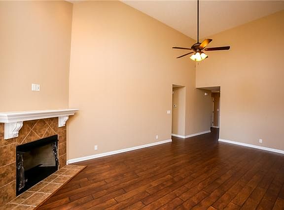 3rd image of 250 Fox Mdw Lot 250