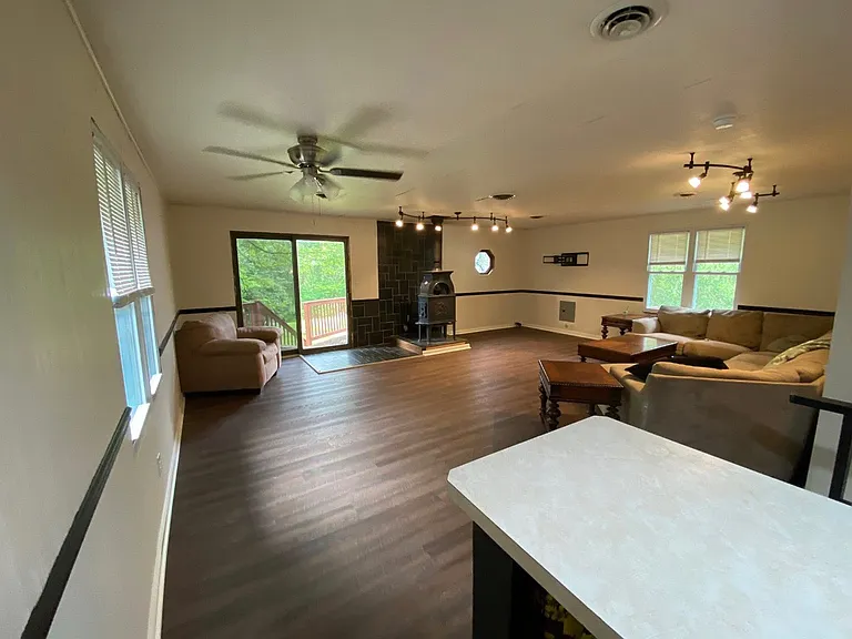 135 Boxers Ridge Ln — Photo 5