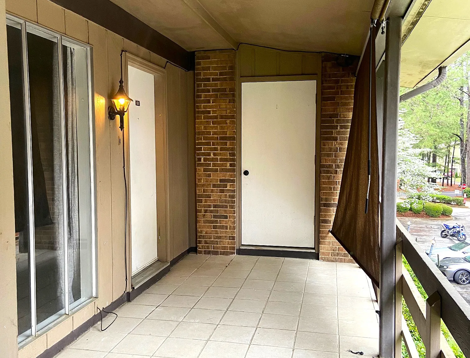 1 bed, 640 sqft, $995 — Photo 2