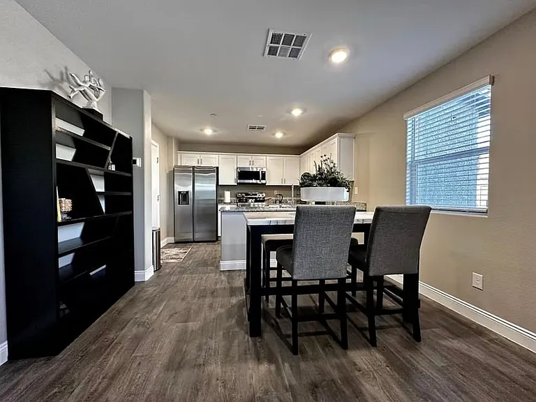 2710 Yellow Blaze Way #1 — Photo 16