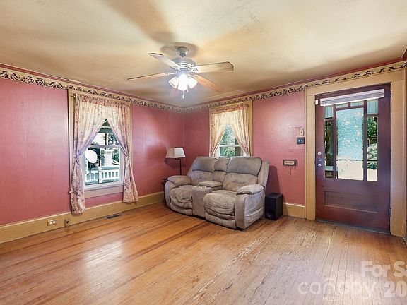 4th image of 1816 2nd St