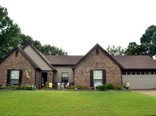 3821 Earlynn Dr, Bartlett, TN 38133