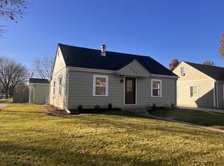 954 S 6th Ave, La Grange, IL 60525