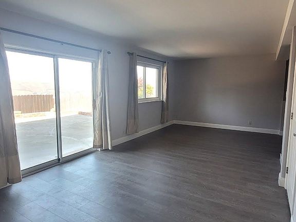 2nd image of 827 Gellert Blvd
