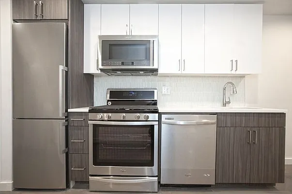 Rented by REAL New York | media 16