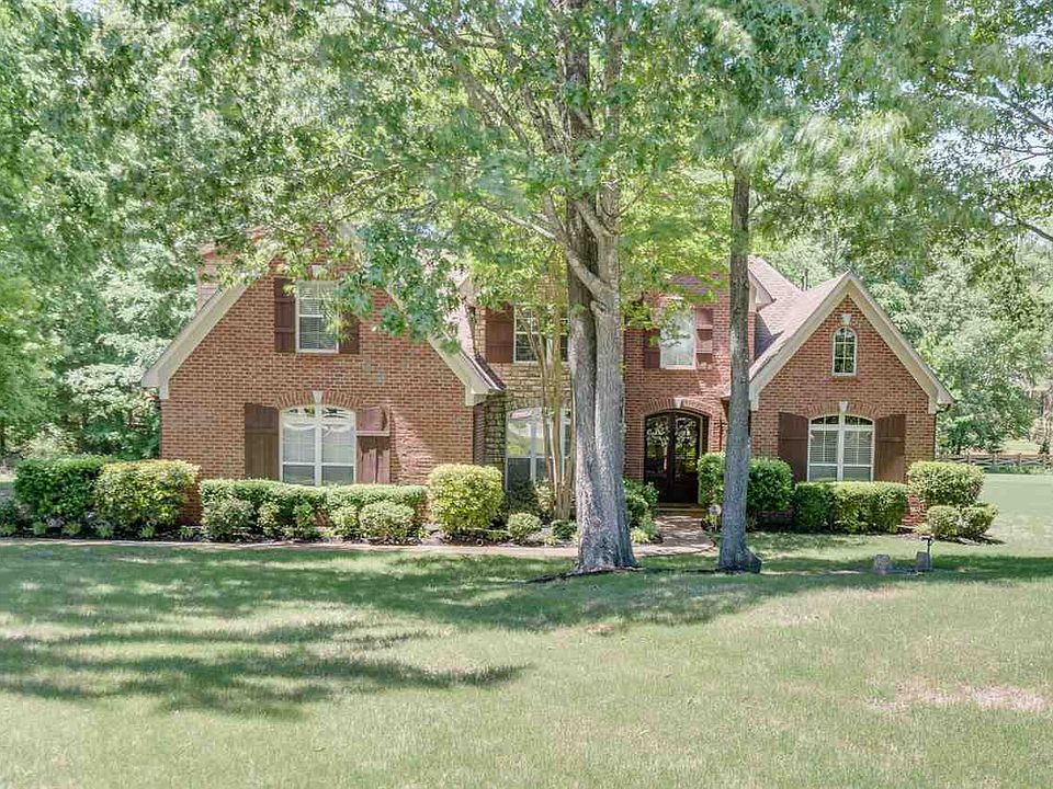 1st image of 45 Salisbury Cove Hickory