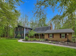 4 Worthington Rd, Shavertown, PA 18708