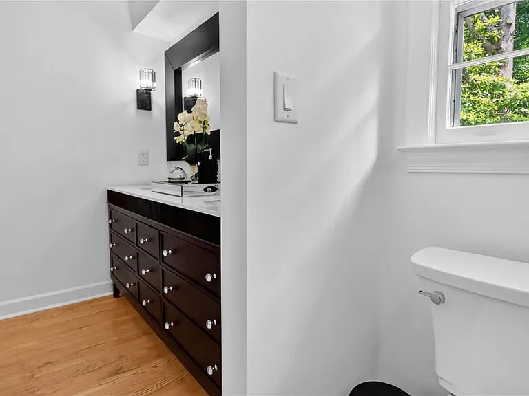 295 Glen Lake Dr — Photo 45