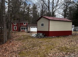47 W River Dr, Gladwin, MI 48624