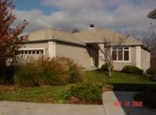 1516 Fountain Dr, Lawrence, KS 66047