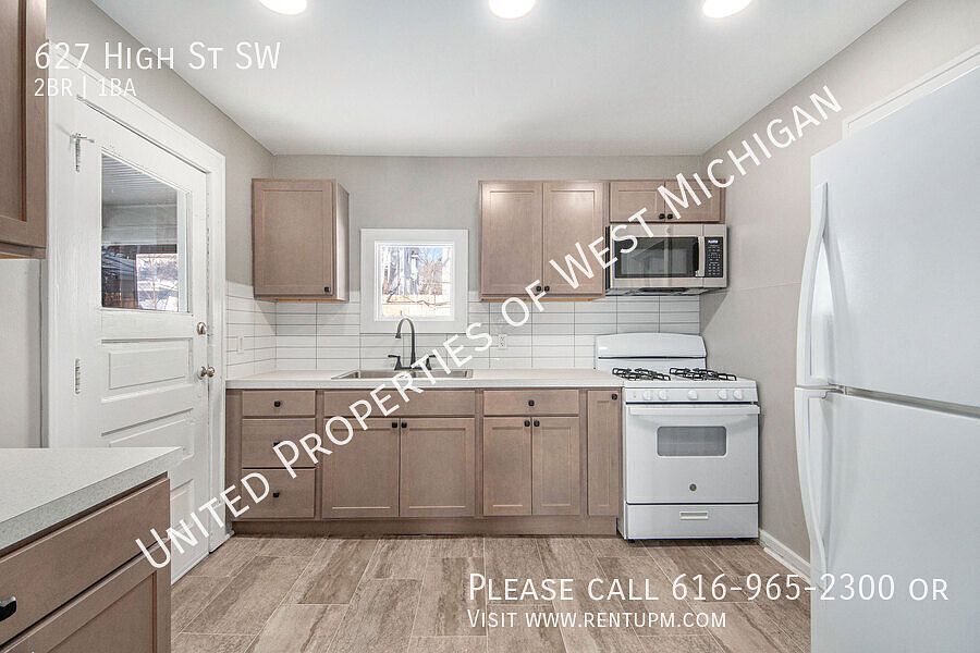 1st image of 627 High St SW