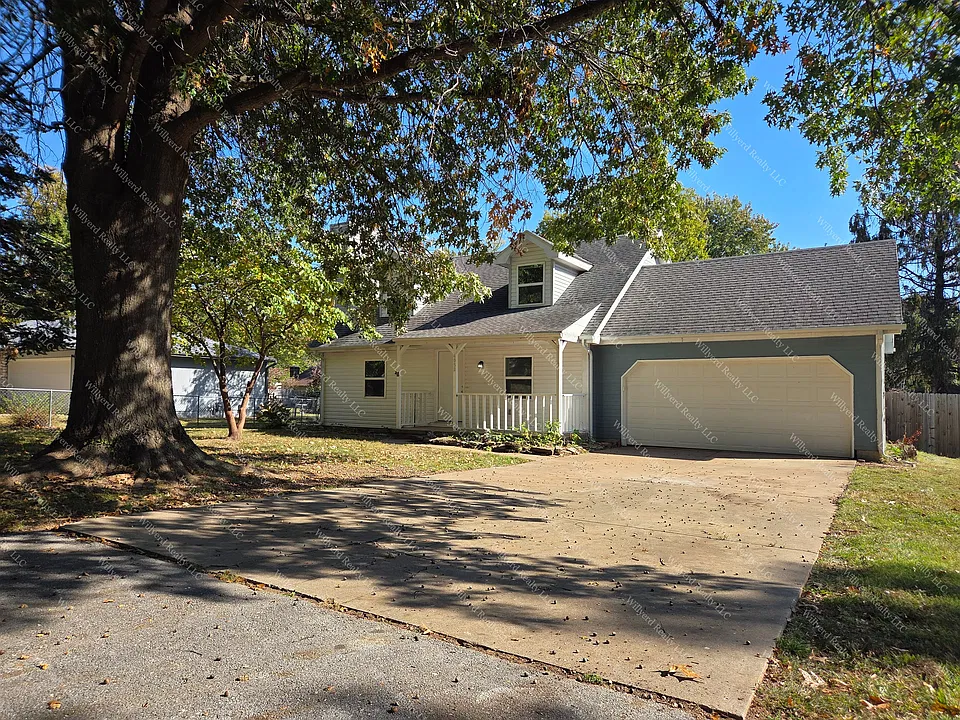 4050 S Western Ave