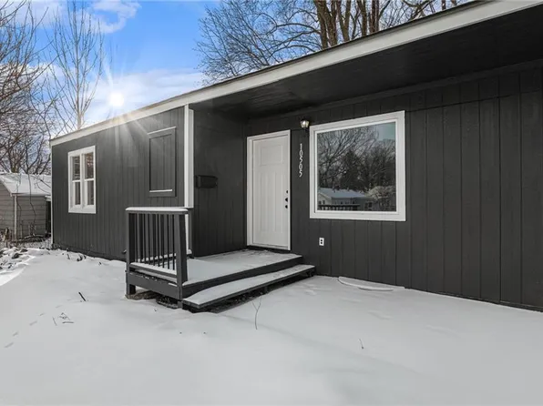 10505 E 61st Ter, Raytown, MO 64133