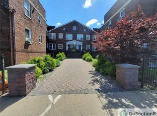 166 Chancellor Ave APT 8, Newark, NJ 07112