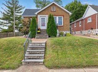 7939 Pembroke Dr, Saint Louis, MO 63123