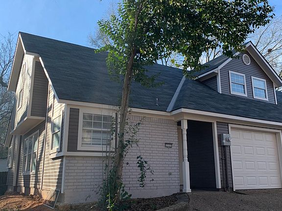2nd image of 2220 Thornhill Ave