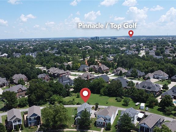 2nd image of 5205 S 65th Pl