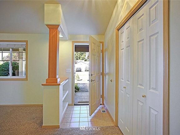 5th image of 28029 73rd Ave NW