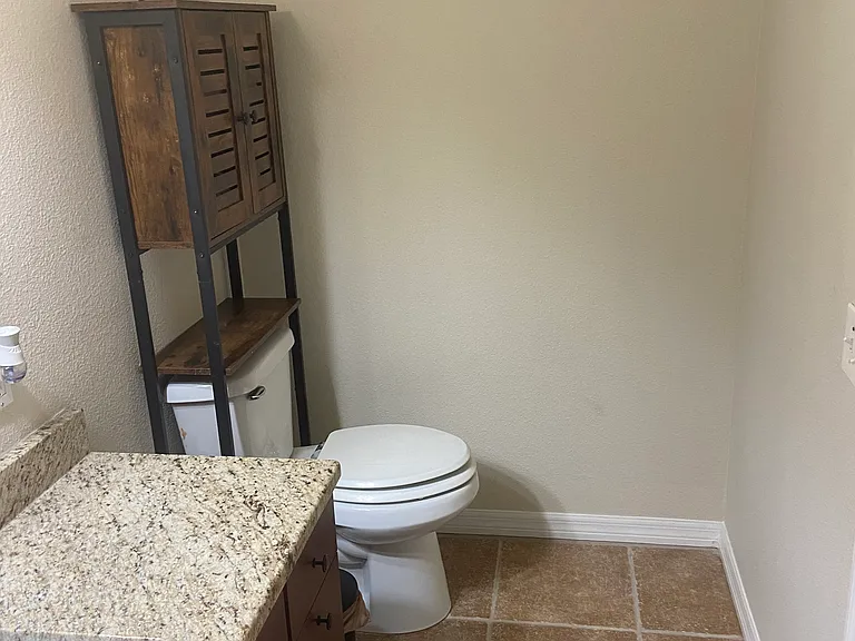 515 E Adalee St — Photo 13