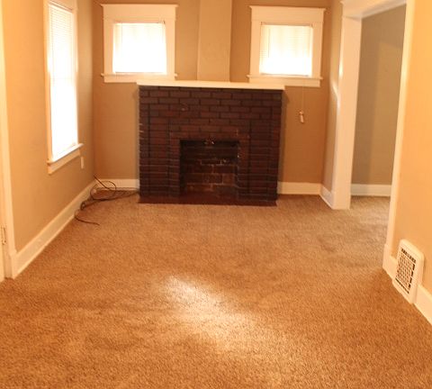 3rd image of 2742 Quincy Ave