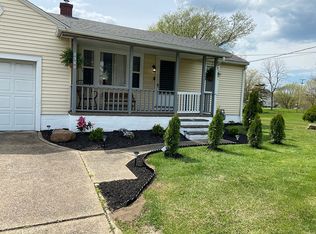 5580 Oberlin Rd, Amherst, OH 44001