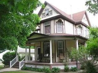 211 Main St, Keosauqua, IA 52565