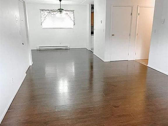 5th image of 1637 Mars Hill Dr APT B