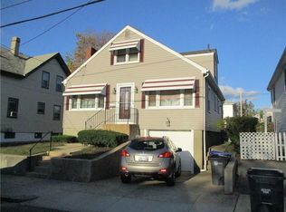 117 Yorkshire St, Providence, RI 02908