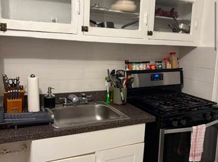 19 Hague St APT 2, Jersey City, NJ 07307