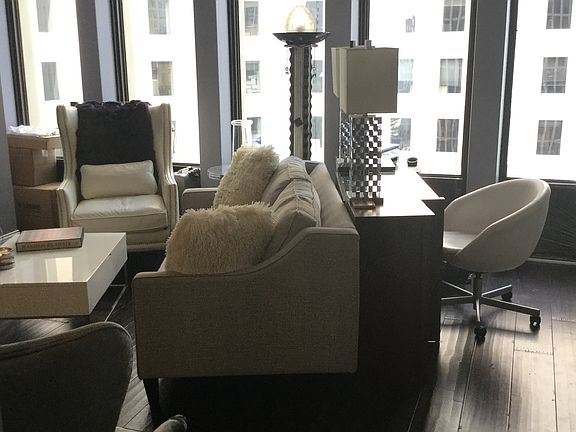 5th image of 100 E Walton St APT 26C