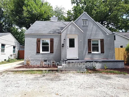 1405 Shamrock Dr Photo 1
