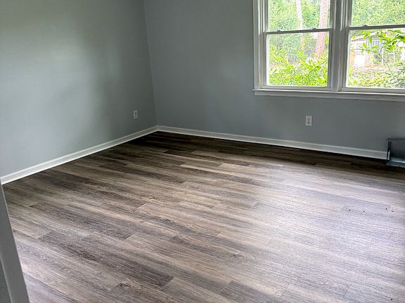 2nd image of 392 Old Evans Rd