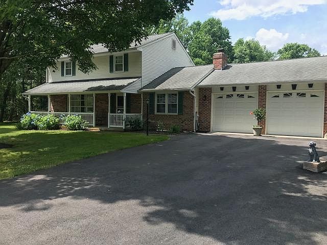 1st image of 2398 Ginger Dr