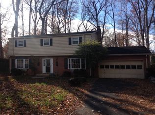 18328 Cabin Rd, Triangle, VA 22172