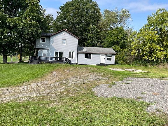 2nd image of 2432 James St