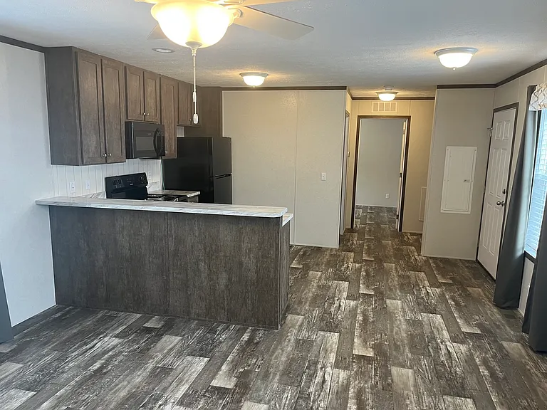 6610 Lear Nagle Rd #13 — Photo 31