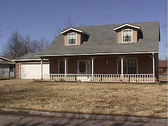 1st image of 2205 SE 18th St